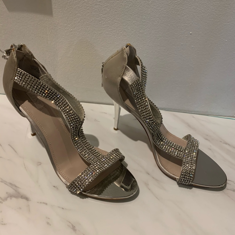 Shoes - Picture 2 of 3